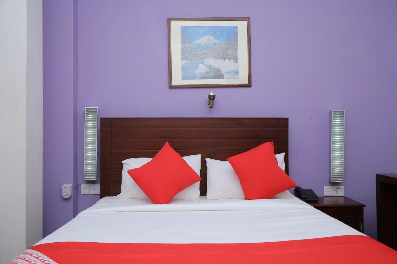 Oyo 256 Subash Hotel Jaffna Exterior foto